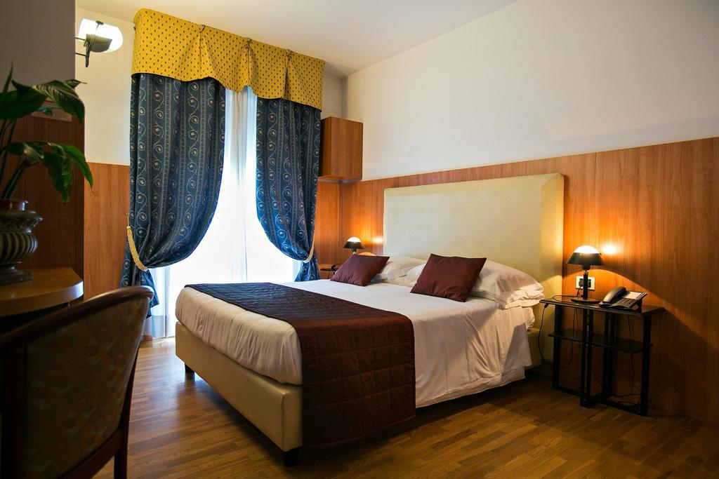 Hotel Parco Dei Principi Grottammare Camera foto